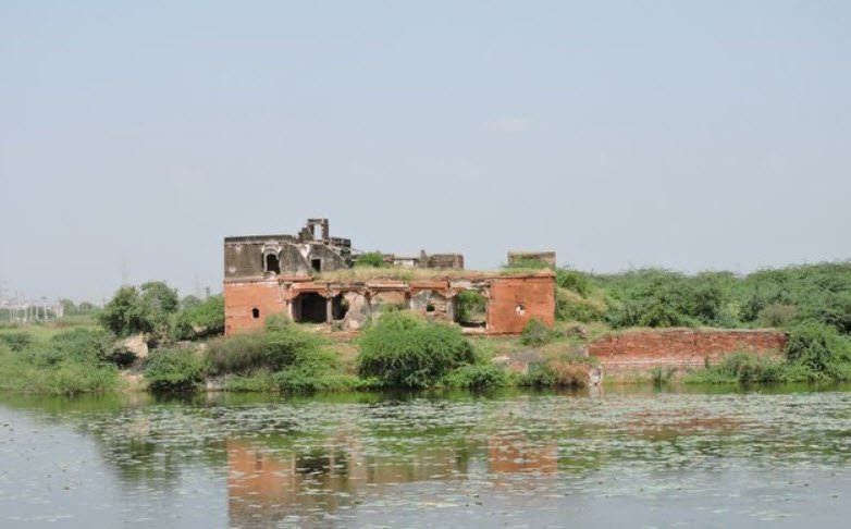 Malkot Fort, India
